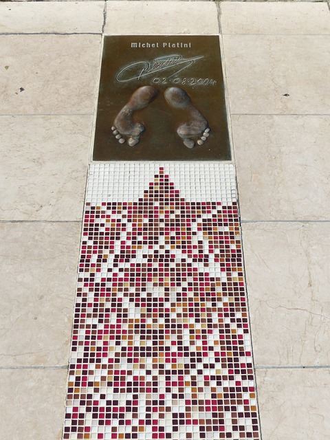 界一流的高 界一流的高